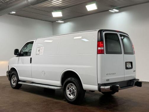 2024 GMC Savana 2500 Work Van