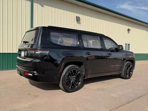 2023 Jeep Grand Wagoneer Obsidian 4x4