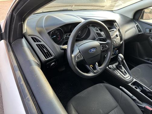 2016 Ford Focus S