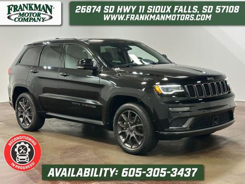 Diamond Black Crystal Pearlcoat 2020 Jeep Grand Cherokee High Altitude