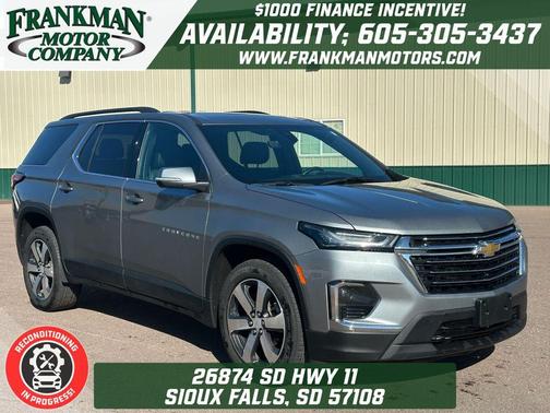 2023 Chevrolet Traverse LT Leather