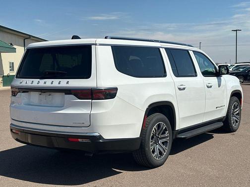 Bright White Clearcoat 2024 Jeep Wagoneer L Series II 4x4