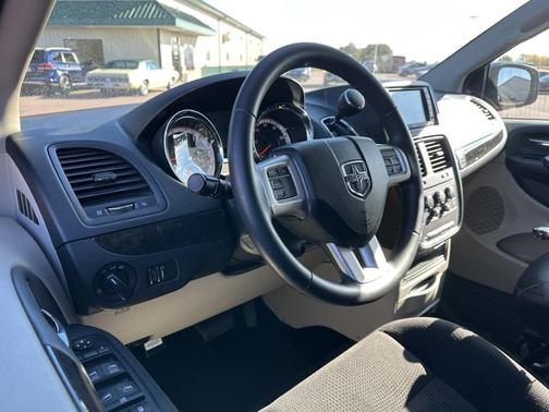 2016 Dodge Grand Caravan AVP/SE