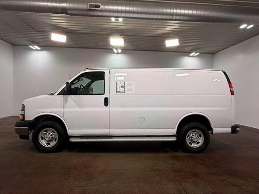 2024 Chevrolet Express 2500 RWD 2500 Regular Wheelbase WT