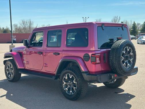 Limited Edition Tuscadero Pearlcoat 2024 Jeep Wrangler 4-Door Sahara