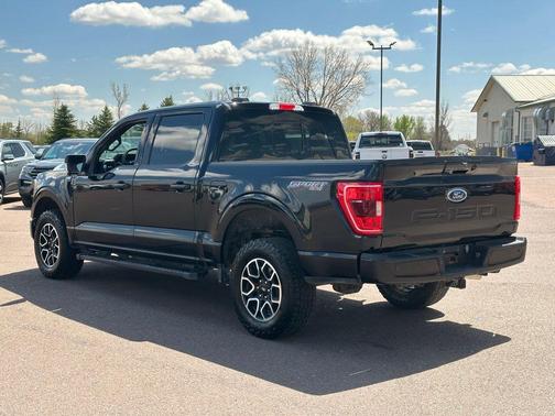 Agate Black Metallic 2023 Ford F-150 XLT