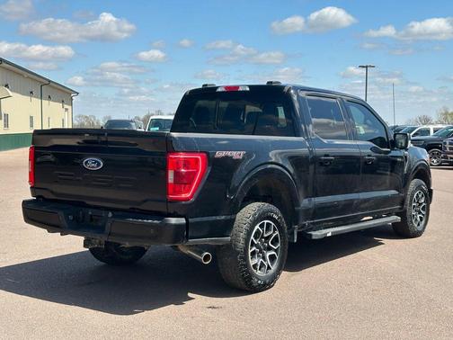 Agate Black Metallic 2023 Ford F-150 XLT
