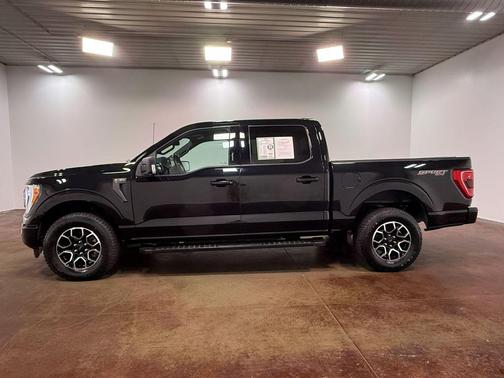 Agate Black Metallic 2023 Ford F-150 XLT