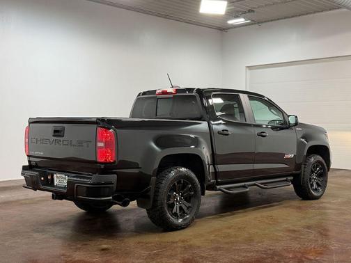 Black 2022 Chevrolet Colorado Z71