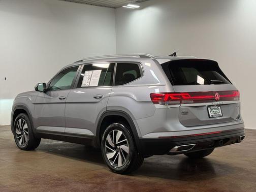 Silver Mist Metallic 2025 Volkswagen Atlas 2.0T SEL
