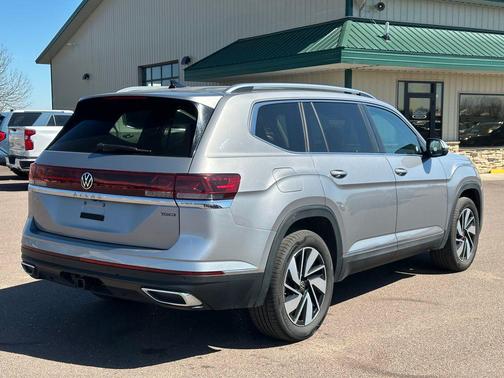 Silver Mist Metallic 2025 Volkswagen Atlas 2.0T SEL