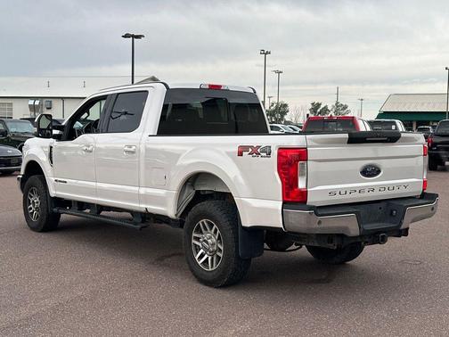 White Platinum Metallic Tri-Coat 2017 Ford F-250 Lariat