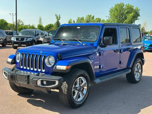 Ocean Blue Metallic Clearcoat 2018 Jeep Wrangler Unlimited Sahara