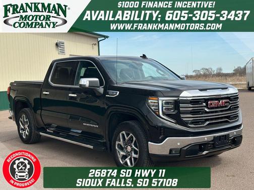 2024 GMC Sierra 1500 SLT