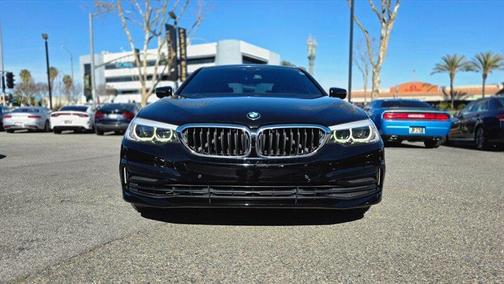 2019 BMW 540 i