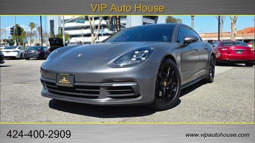 2018 Porsche Panamera Base