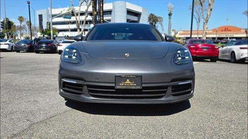 2018 Porsche Panamera Base