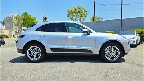 2017 Porsche Macan S
