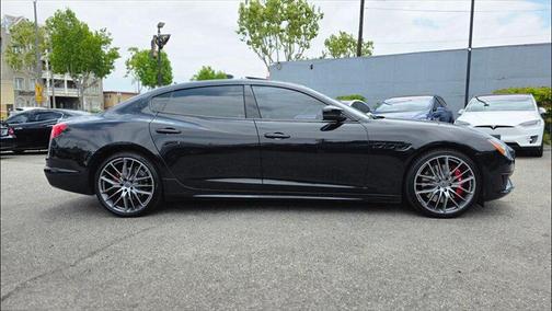 2018 Maserati Quattroporte GTS GranSport