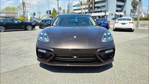 2018 Porsche Panamera Turbo