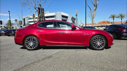 2015 Maserati Ghibli Base