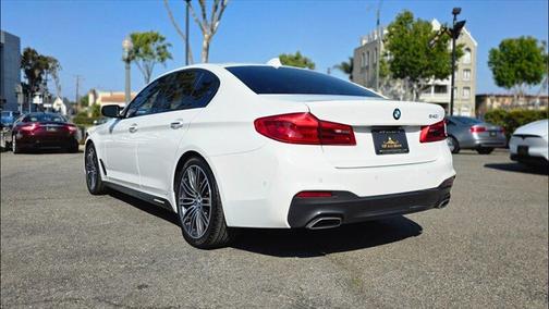2018 BMW 540 i