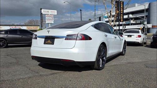 2015 Tesla Model S 85D