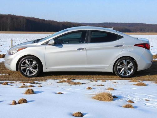 2015 Hyundai ELANTRA Limited