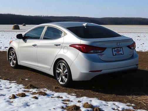 2015 Hyundai ELANTRA Limited