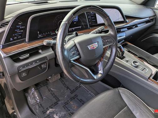 2022 Cadillac Escalade Premium Luxury