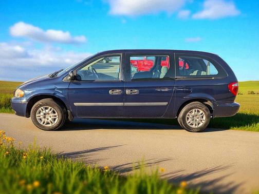 2005 Dodge Grand Caravan SE