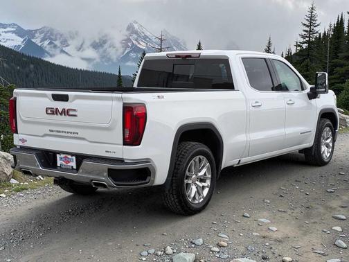 Summit White 2022 GMC Sierra 1500 Limited SLT