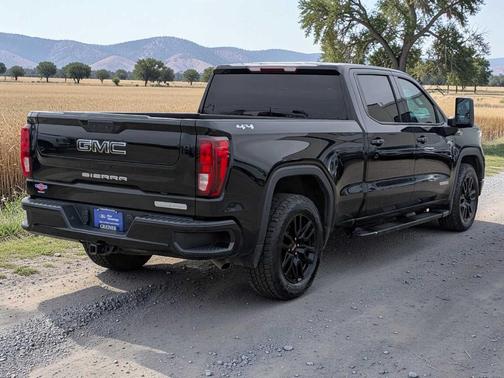 Black 2022 GMC Sierra 1500 Limited Elevation