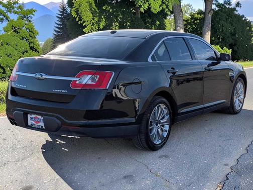 Ebony Black 2012 Ford Taurus Limited