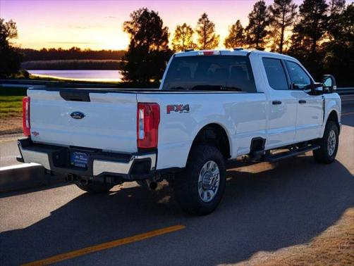 2024 Ford F-350 XLT
