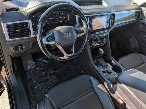 Deep Black Pearl Effect 2021 Volkswagen Atlas 3.6L SEL