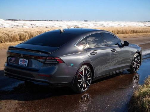 2025 Honda Accord Hybrid Touring