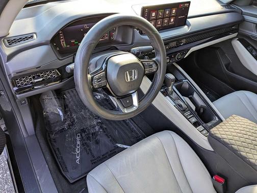 2025 Honda Accord Hybrid Touring