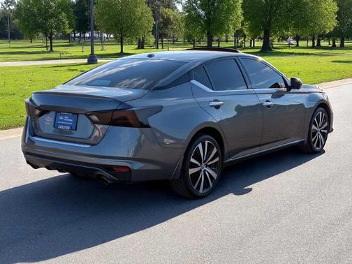 2021 Nissan Altima 2.5 Platinum