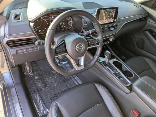 2021 Nissan Altima 2.5 Platinum