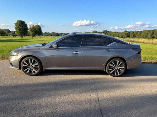 2021 Nissan Altima 2.5 Platinum