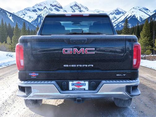 2025 GMC Sierra 1500 SLT