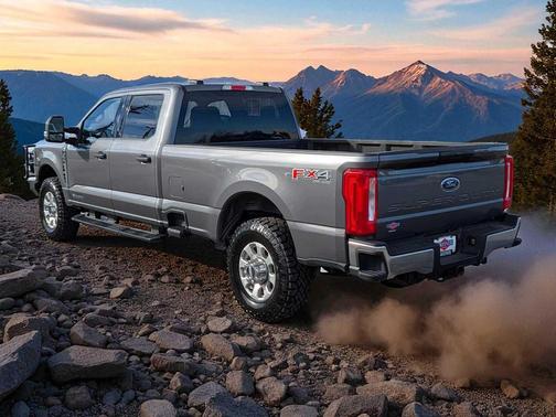 2023 Ford F-350 XLT