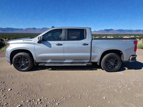 2024 Chevrolet Silverado 1500 Custom