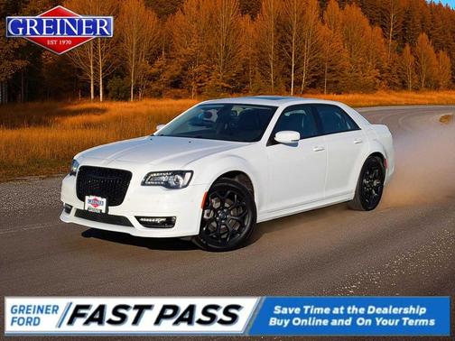 2023 Chrysler 300 Touring L