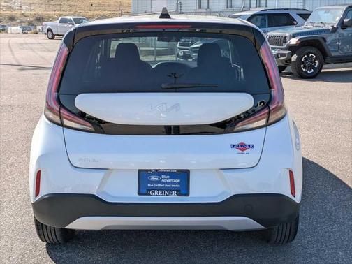 2023 Kia Soul LX