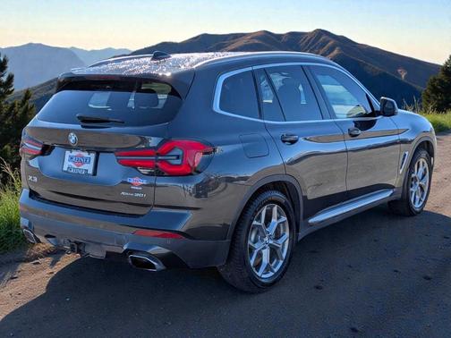 Dark Graphite Metallic 2023 BMW X3 xDrive30i