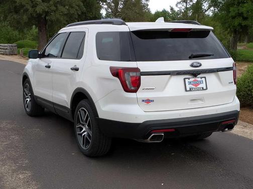 2017 Ford Explorer sport