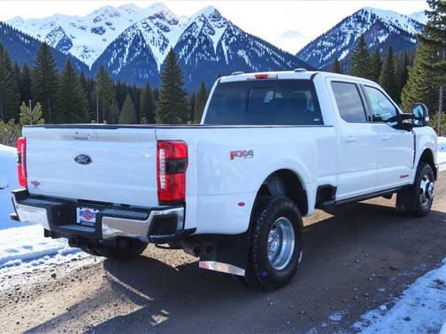 2024 Ford F-350 Lariat Super Duty