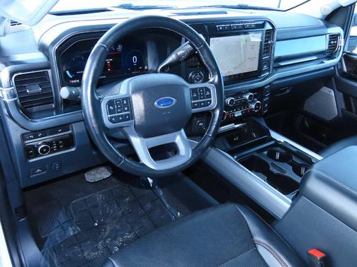2024 Ford F-350 Lariat Super Duty